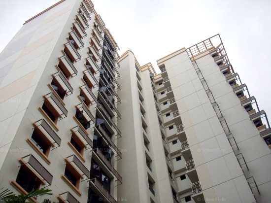Blk 613 Jurong West Street 62 (Jurong West), HDB Executive #433712